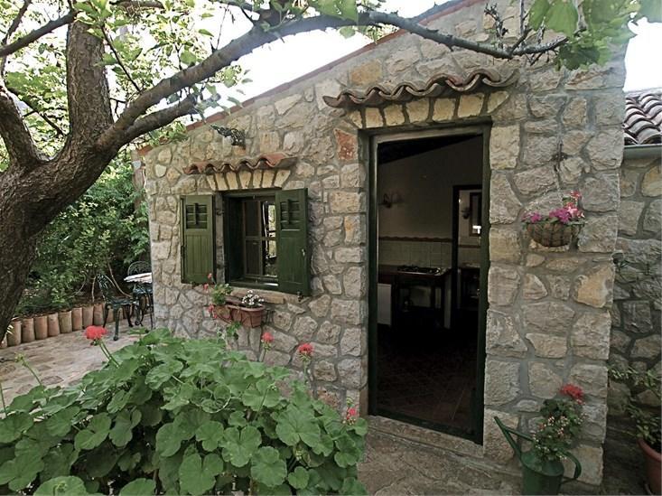 Apartments Cvita Велі-Лошинь Екстер'єр фото